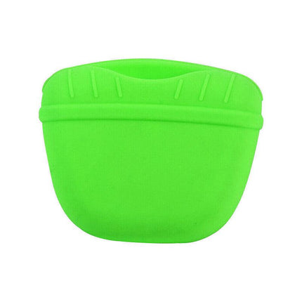 Dog Training Treat Bag Silicone Pet Pouch with Clip Waist Belt Snack Holder - Black.