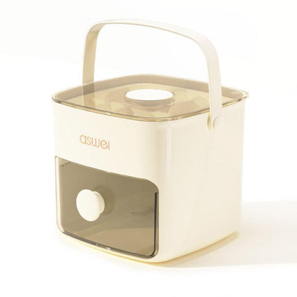 Portable Ice Compartment Cube Mold Plastic Ice Making Box and Ice Cube Holder.