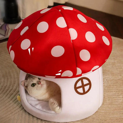 Winter Mushroom Cat House Cozy Sleeping Pet Bed for Cats Indoor Warm Pet House.