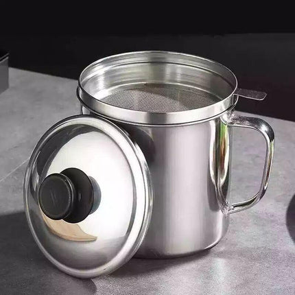 1.8L Stainless Steel Oil Filter Pot with Strainer Lid Grease Separator for Kitchen.
