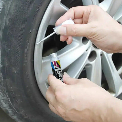 Car Scratch Repair Paint Pen Automotive Touch Up Spray for Quick Paint Fixing - Silver.