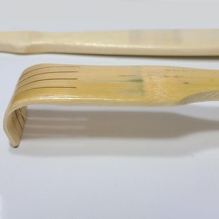 Long Handle Bamboo Back Scratcher Stick for Itch Relief and Easy Reach 46cm 2PCS.