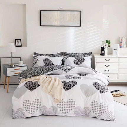 Dreamfields - Twin Hearts Quilt Cover Set - (2pcs, King Single Size).
