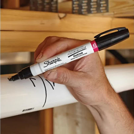 Sharpie Oil-Based Paint Marker - Medium Black.
