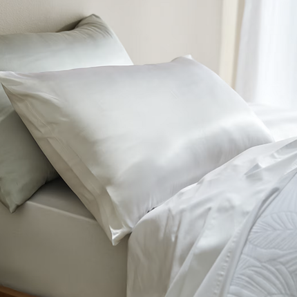 Silk Pillowcase Standard Size Pillow Case in White.