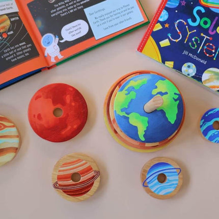 Stacking Planets.