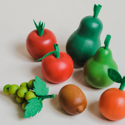 The Farm Fresh Fruit Bag Set Of 8.