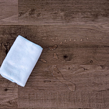 Vinyl Floor Tiles Self Adhesive Flooring Black Walnut Wood Grain 16 Pack 2.3SQM.
