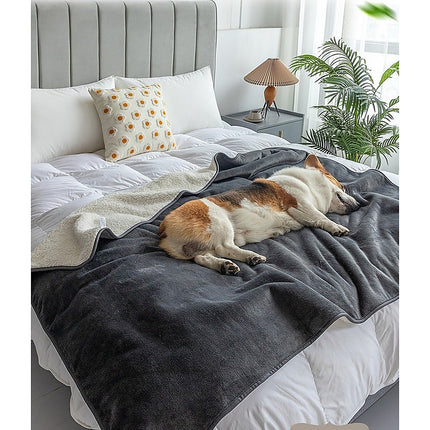 Premium Waterproof Reversible Pet Dog Blanket Bed Protects Couch Bed from Spills.