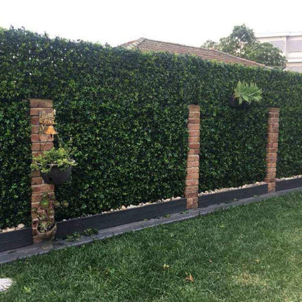 Luxury Spring Sensation Hedge Screen Green Wall Panel UV Resistant 100cm x 100cm.