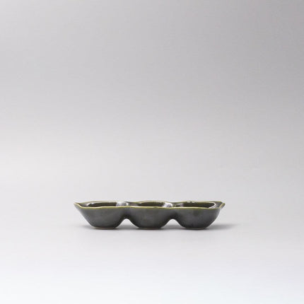 Edamame Triple Pod Dish 20cm Oribe Green Glaze.
