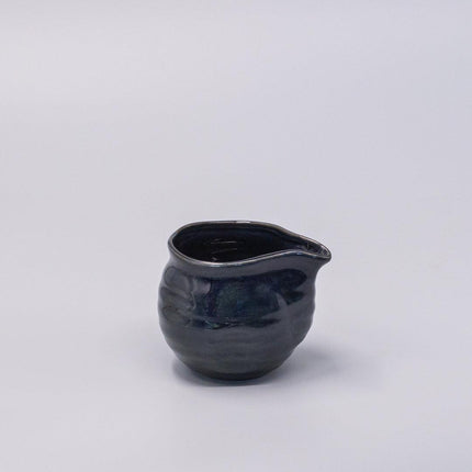 Pourer 410ml Dark Navy Glaze.