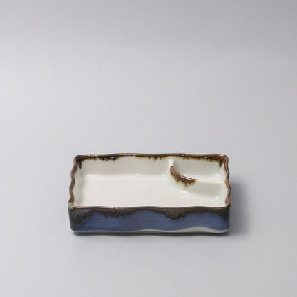 Sushi Plate Inbuilt Sauce Dish 15cm Tenmokku Edge Design.