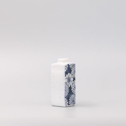 Vase Oblong White Posy.