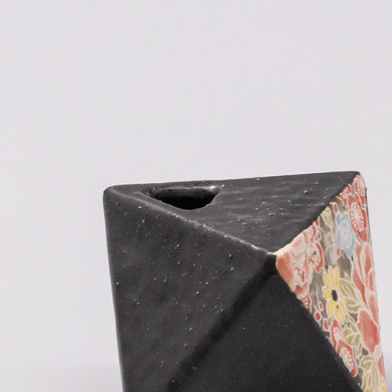 Vase Black Bright 4.5H Triangular.