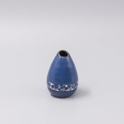 Vase Pinecone 10H Indigo Yuzen.