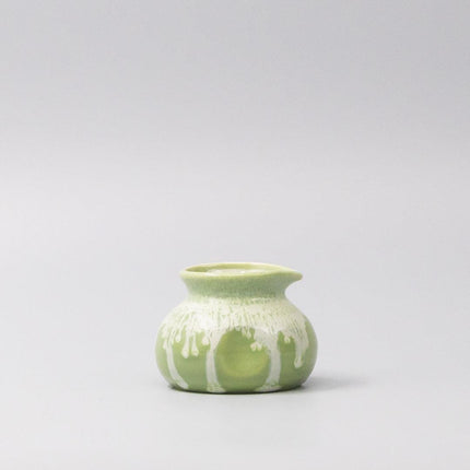 Pourer 120ml Pistachio White Drip.