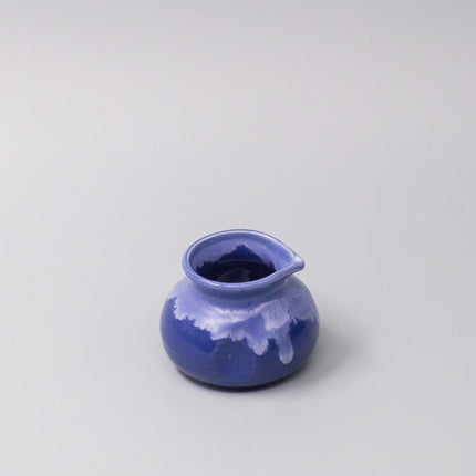 Pourer 120ml Cornflower Blue white Drip.