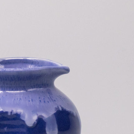 Pourer 120ml Cornflower Blue white Drip.