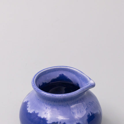Pourer 120ml Cornflower Blue white Drip.