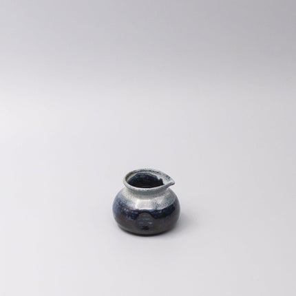 Pourer 120ml Denim Drip Glaze.