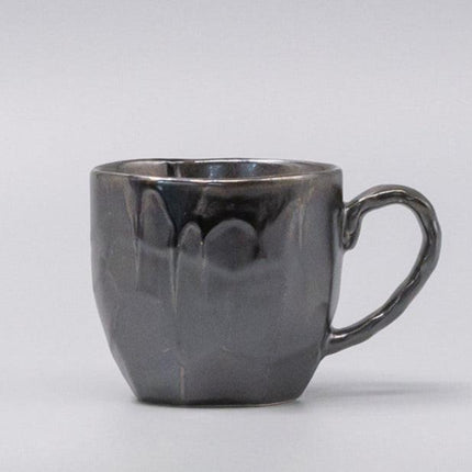 Mug in a Gift Box 260ml Black Drip Glaze.