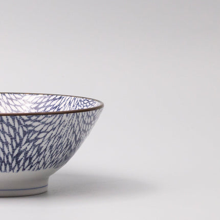 Udon Bowl 17.5cm Chrysanthemum Design.