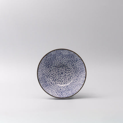 Udon Bowl 17.5cm Chrysanthemum Design.