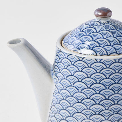 Teapot 400ml Wave Design.