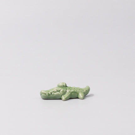 Chopstick Rest Green Alligator.