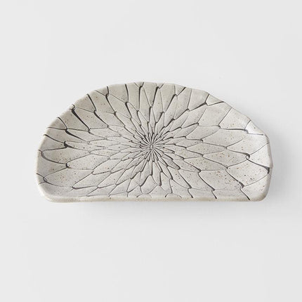 Plate D Shaped 21cm Grey Net Design.