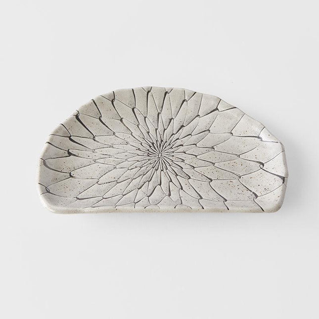 Plate D Shaped 21cm Grey Net Design.