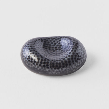 Chopstick Rest Pebble Fine Dots.
