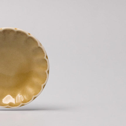 Sauce Dish 8cm Scallop Saffron Gloss Glaze.