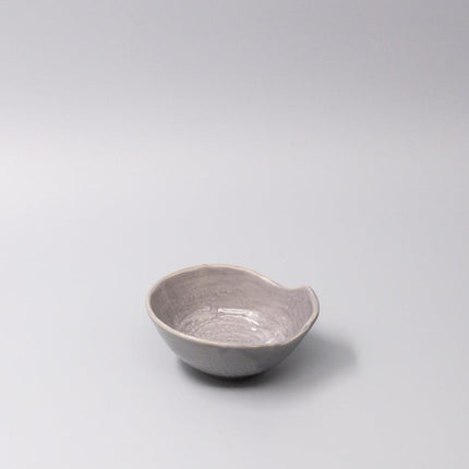 Bowl with Handle 13cm Amethyst Glaze.