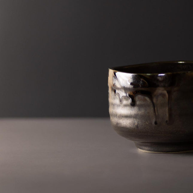 Matcha Tea Bowl 11.5cm Metallic Black.