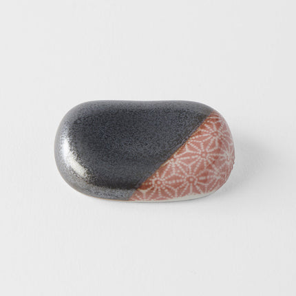 Chopsticks Rest Pebble Black Orange.