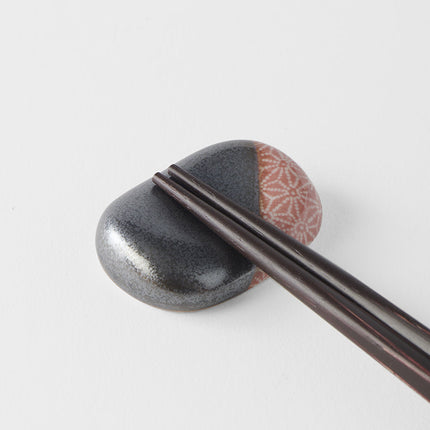 Chopsticks Rest Pebble Black Orange.