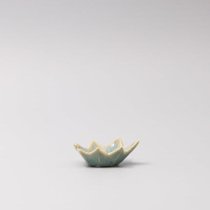 Sauce Dish Maple Leaf 6cm Mint Green.