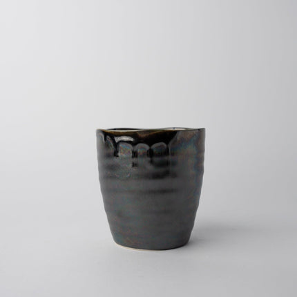 Sushi Mug 325ml Metallic Black Drip Glaze.