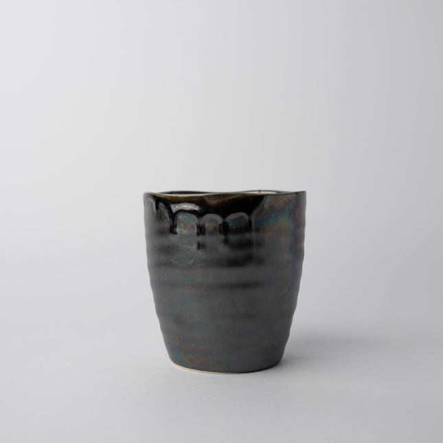Sushi Mug 325ml Metallic Black Drip Glaze.