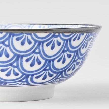 Bowl 19cm Petal Crest Design.