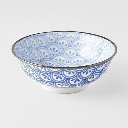 Bowl 19cm Petal Crest Design.