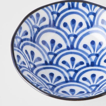 Sauce Dish 11cm Petal Crest Pattern Design.