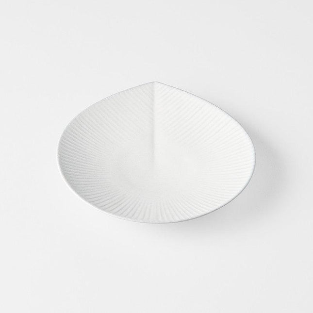 Plate 17.5cm Snow Leaf Glaze.