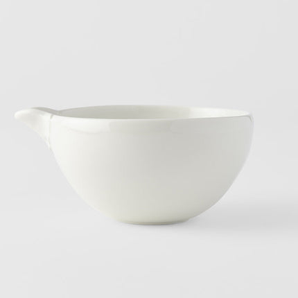 Pourer 12.5cm Ivory White Glaze.