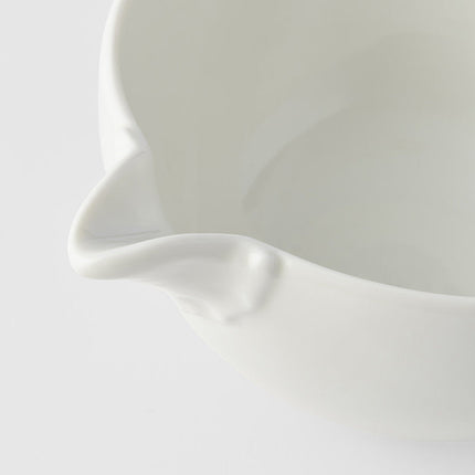 Pourer 12.5cm Ivory White Glaze.