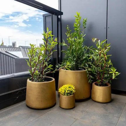Elegant Gold Planters / Gold Pots Set of 4.