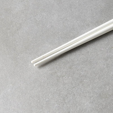 Chopsticks White.