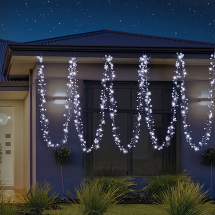 Cluster Lights 2000 LEDs available in 3 Colors - Warm White.